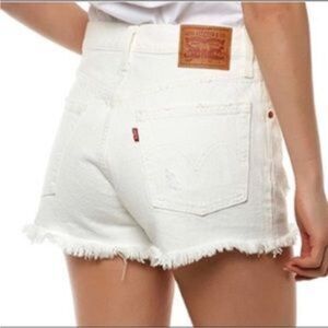 Levi’s| Women’s Pearl White 501 Distressed Denim Jeans Shorts High Waisted W29